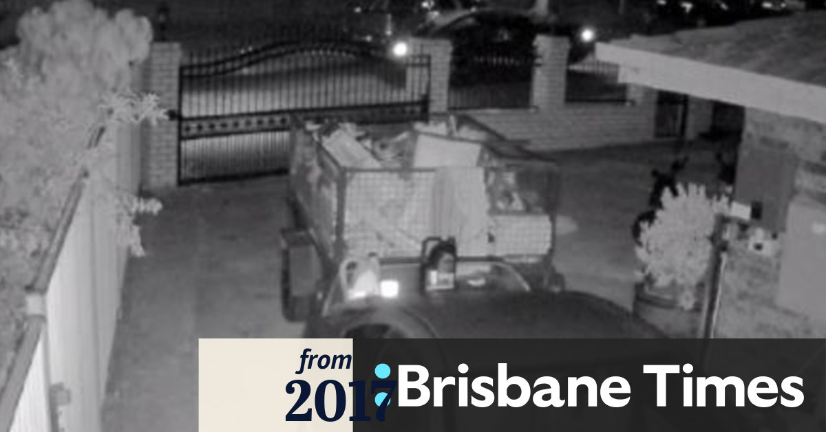Driveby shooting suspects captured on CCTV in Brisbane's south